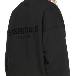 ESSENTIALS BLACK CREW NECK SWEATER